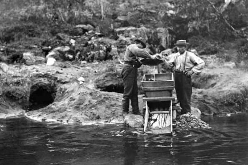 La fiebre del oro, una fenómeno social que tuvo su epicentro en California, Estados Unidos.