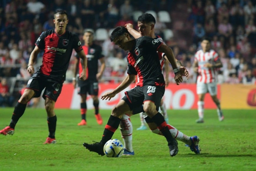 Unión-Newell's | Torneo Apertura Fecha 15 | Estadio 15 de Abril. Foto: Manuel Fabatia