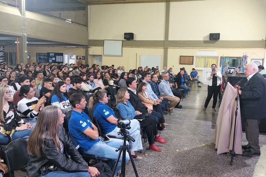 Vera fue sede del 7° Congreso de Educación con amplia convocatoria