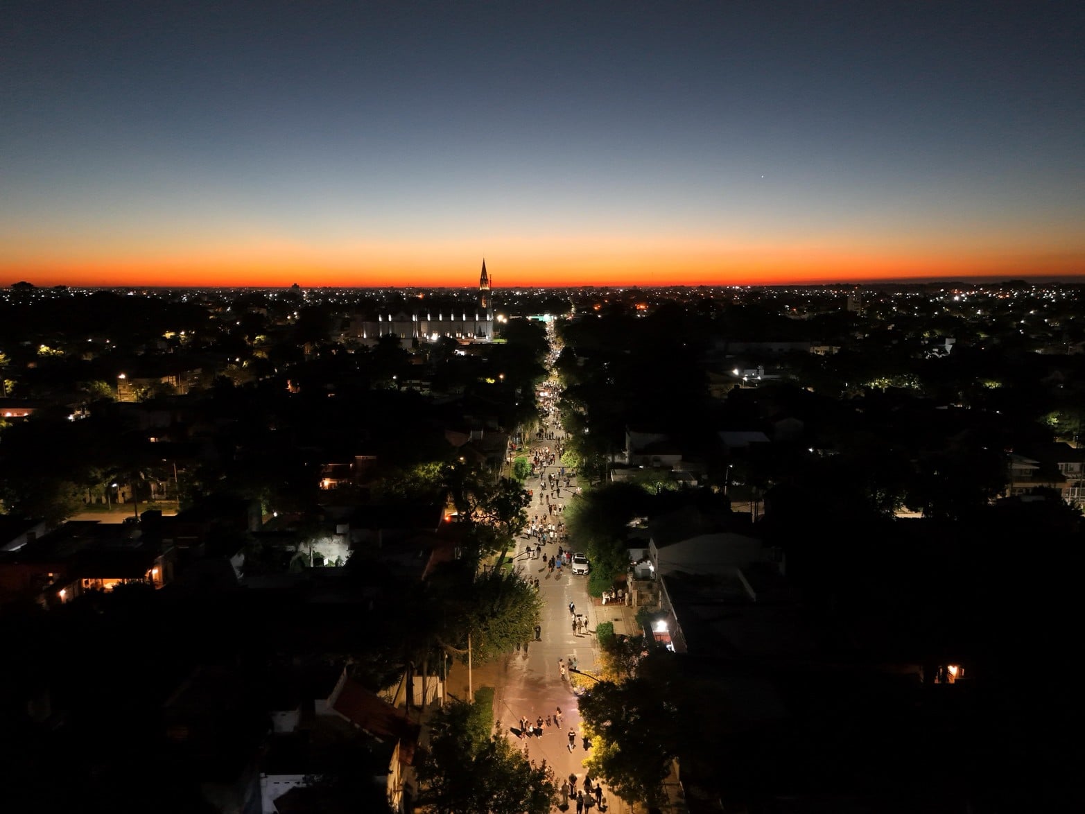 La ciudad de Santa Fe vive una de sus celebraciones más convocantes: la 127° Peregrinación Arquidiocesana a la Basílica de Guadalupe.
