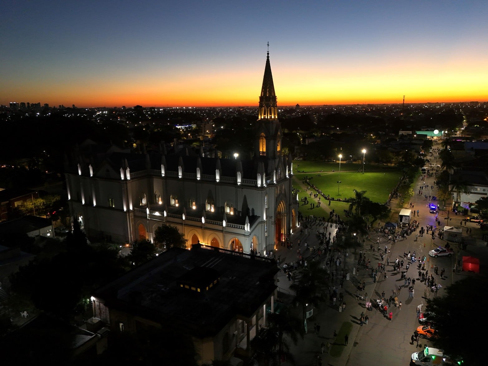 La ciudad de Santa Fe vive una de sus celebraciones más convocantes: la 127° Peregrinación Arquidiocesana a la Basílica de Guadalupe.