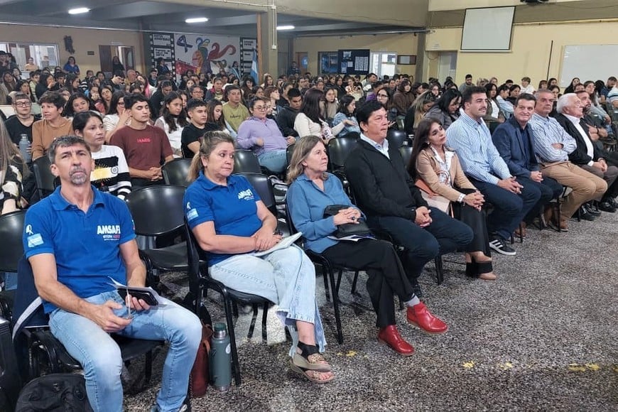 Vera fue sede del 7° Congreso de Educación con amplia convocatoria