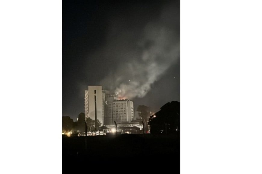 Las llamas se habrían iniciado en materiales del sector de prácticas