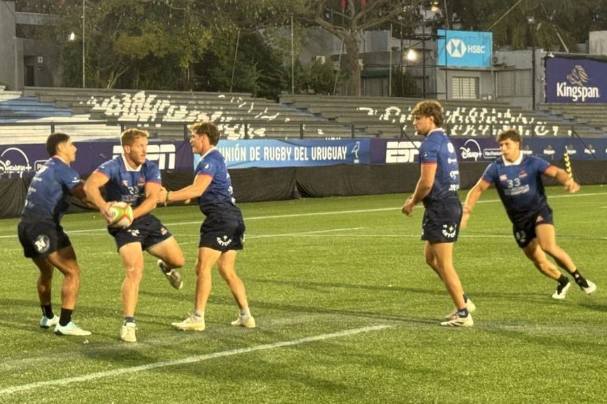 El "Colo" Dogliani se apresta a largar el pase. El back del Jockey rosarino estará entre los suplentes. Foto: El Litoral.
