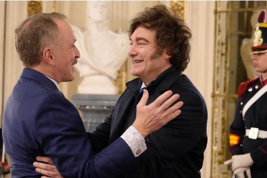 Javier Milei recibió al nuevo embajador de Estados Unidos, Peter Lamelas, en Casa Rosada. Foto: Gentileza