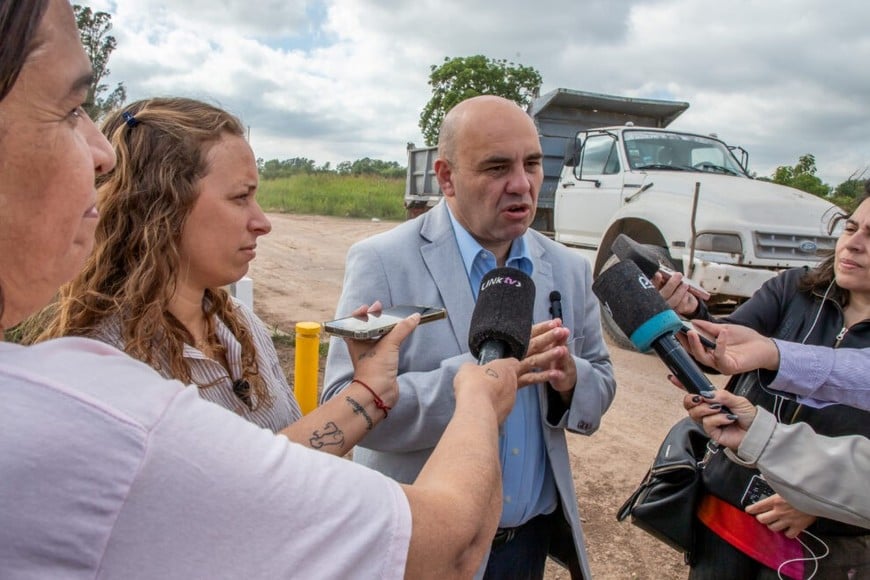 Müller destacó que, a pesar del volumen de precipitaciones, “solo se registraron dos cortes de calle de manera preventiva y el escurrimiento fue normal en términos generales”.