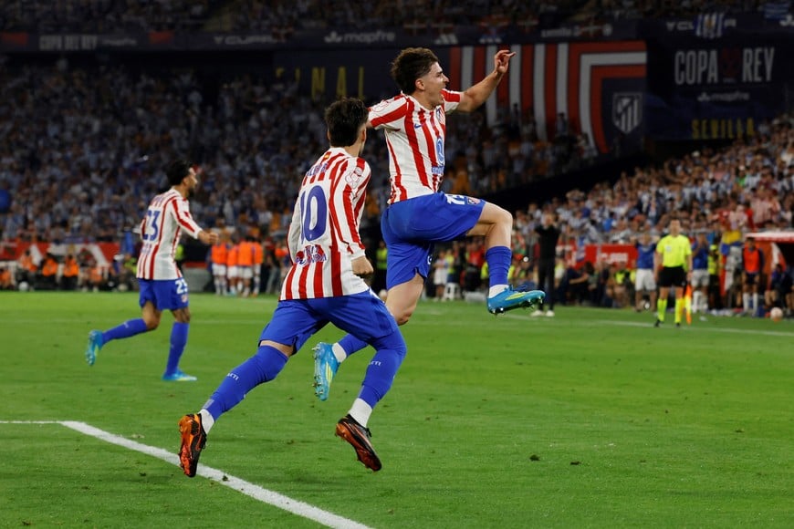 Soccer Football - Copa del Rey - Final - Atletico Madrid v Real Sociedad - Estadio de La Cartuja, Seville, Spain - April 18, 2026
Atletico Madrid's Julian Alvarez celebrates scoring their second goal REUTERS/Marcelo Del Pozo