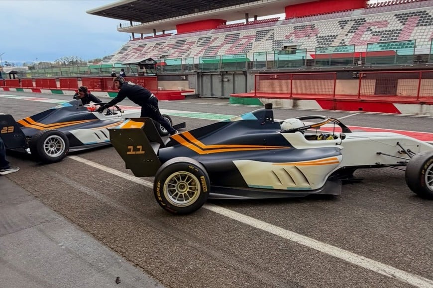 El desembarco de Alpha 54 Racing en la Fórmula 4 italiana no solo representa un paso importante para el automovilismo argentino a nivel estructural, sino también el inicio de un nuevo capítulo en la carrera de jóvenes pilotos. Foto: Gentileza