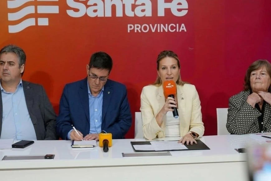 El gobierno de Santa Fe desplegó un operativo de seguimiento y asistencia.
