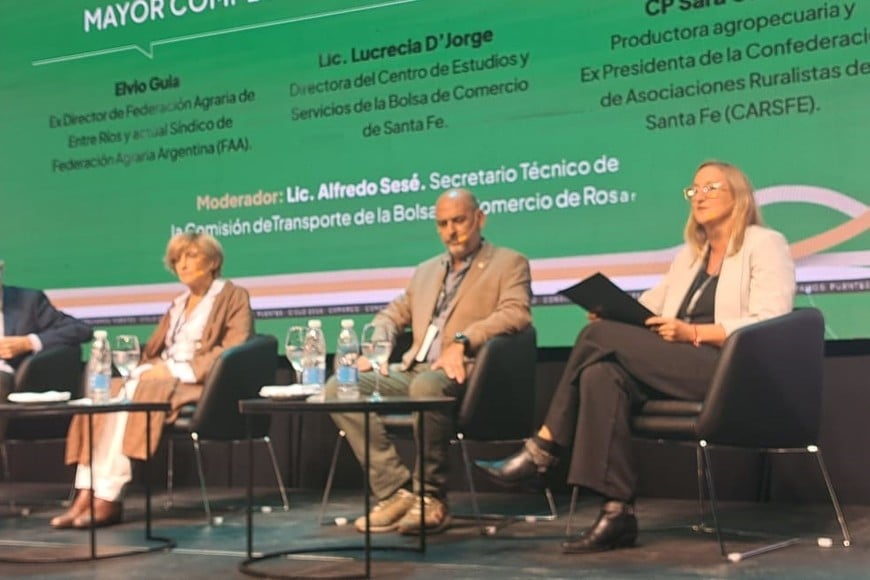 Infraestructura en tiempos en que "no se limpian alcantarillas". El debate entre los panelistas de la jornada.
