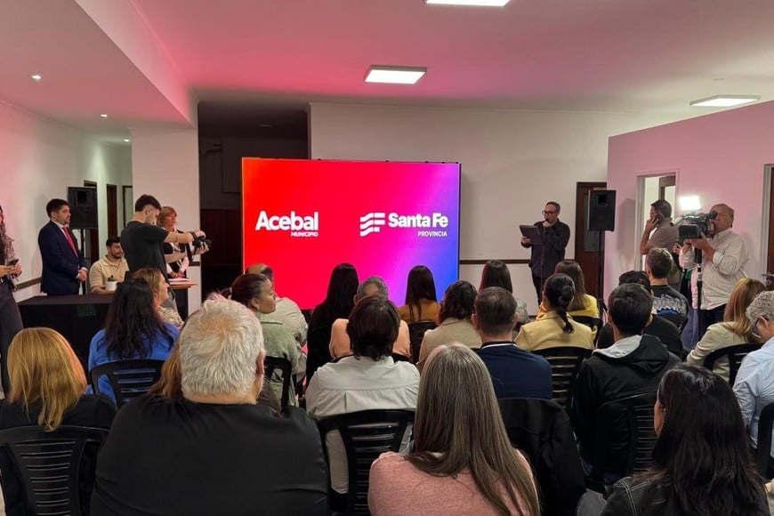 Las viviendas se ubican en el predio delimitado por las calles Sarmiento y Saavedra