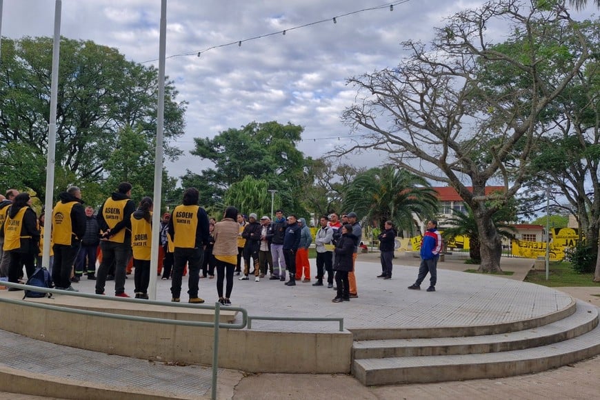 Paro de 72 horas dispuesto por la Asociación Sindical de Obreros y Empleados Municipales (ASOEM) en la localidad de Sauce Viejo.