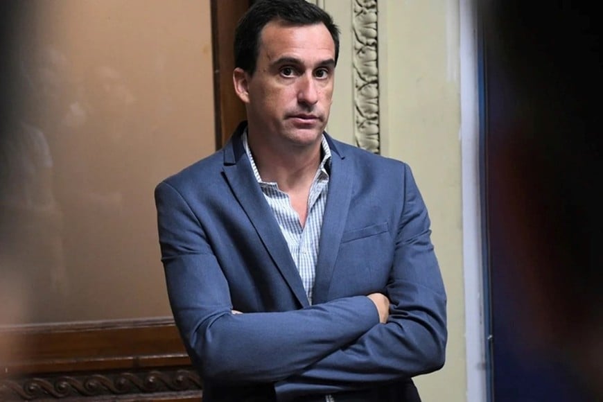 El secretario de Prensa dijo que la medida se adoptó por “una denuncia de Casa Militar por espionaje ilegal”.