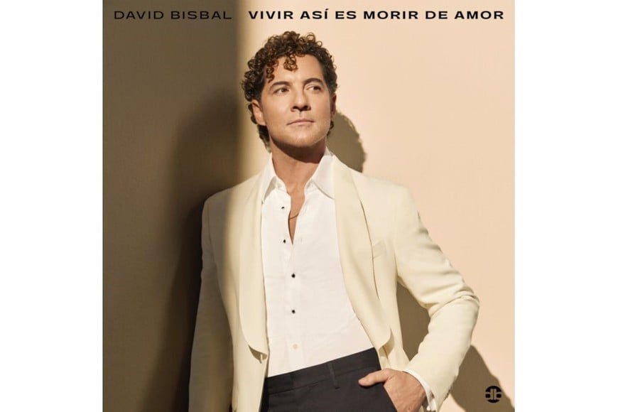 David Bisbal, portada de “Vivir así es morir de amor”