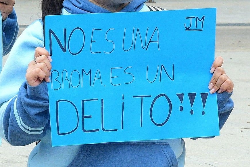 Amenazas de balaceras No es broma es delito