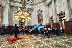 Felicia y Pilar en escena: el Himno Nacional tendrá una versión intercomunal con sello santafesino