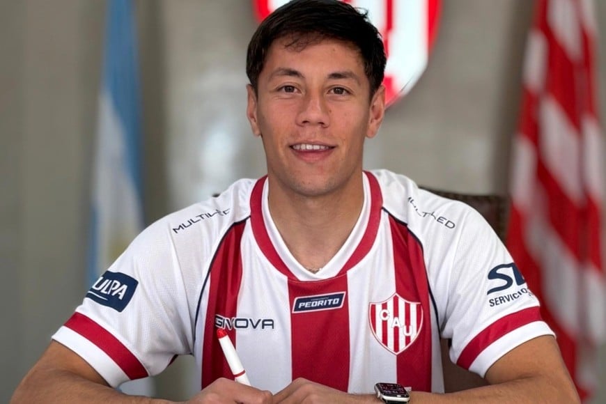 Fernando Díaz, el defensor central que llegó desde Paraguay y que Unión adquirió, pero que se rompió los cruzados y no jugará por todo el año. Estaba a préstamo en Nacional de Paraguay.