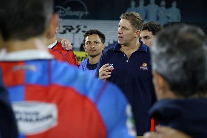 En estas hora, Nicolás Galatro armará la "ingeniería" necesaria para el partido del domingo a las 15 hs. Foto: Prensa Capibaras XV.