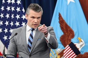 U.S. Secretary of Defense Pete Hegseth holds a briefing on the Iran war, amid a ceasefire between the U.S. and Iran, at the Pentagon in Washington, D.C., U.S., April 24, 2026. REUTERS/Kevin Lamarque