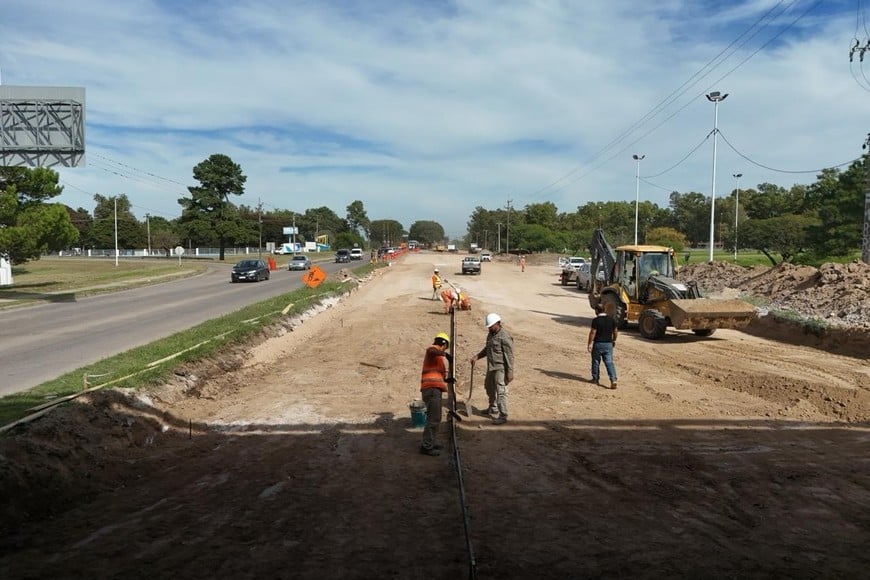 Obreros trabajando. Fernando Nicola.