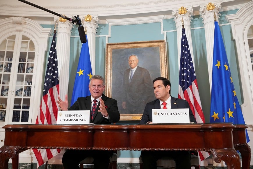 U.S. Secretary of State Marco Rubio attends a Memorandum of Understanding (MOU) signing ceremony with European Commissioner for Trade and Economic Security Maros Sefcovic at the State Department in Washington, D.C., U.S., April 24, 2026. REUTERS/Ken Cedeno