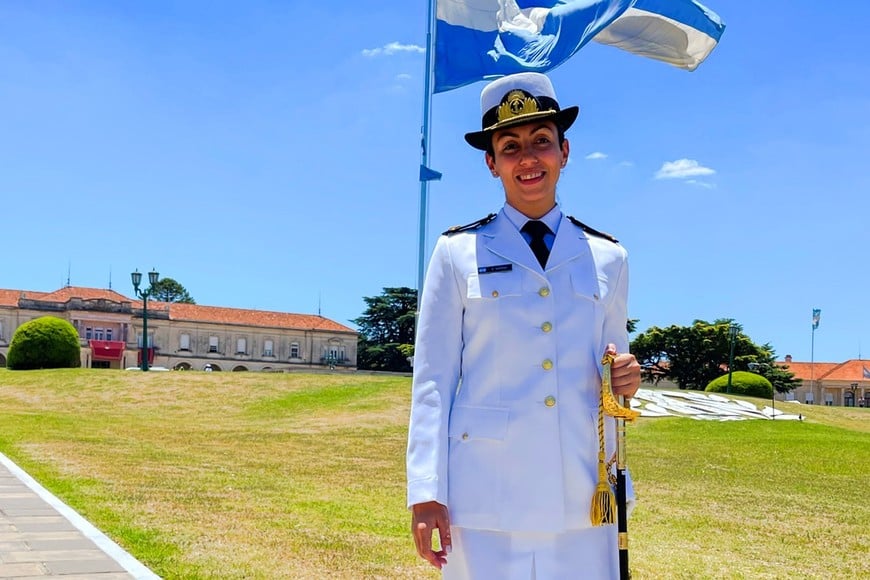 La Armada destaca el compromiso y la dedicación diaria.