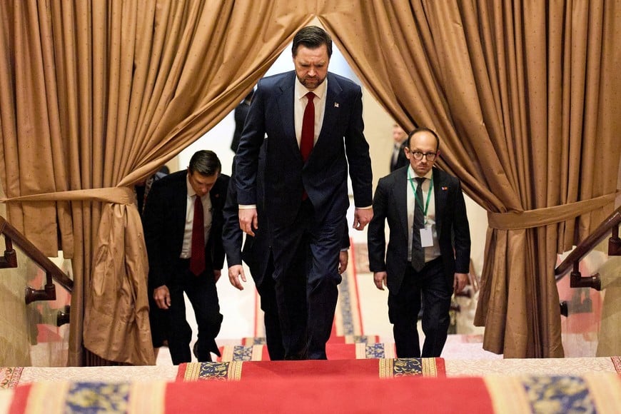 Vice President JD Vance walks up a flight of stairs to meet with Pakistan’s Prime Minister Shehbaz Sharif for talks about Iran, Saturday, April 11, 2026, in Islamabad. Jacquelyn Martin/Pool via REUTERS?