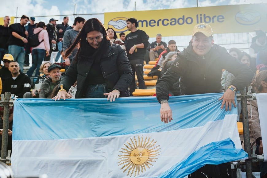 La sensación de que, por un rato, la Fórmula 1 volvió a estar en casa. Y de que la Francomanía recién empieza. Foto: Gentileza  Vicky Dragonetti/Nico Ferreyra