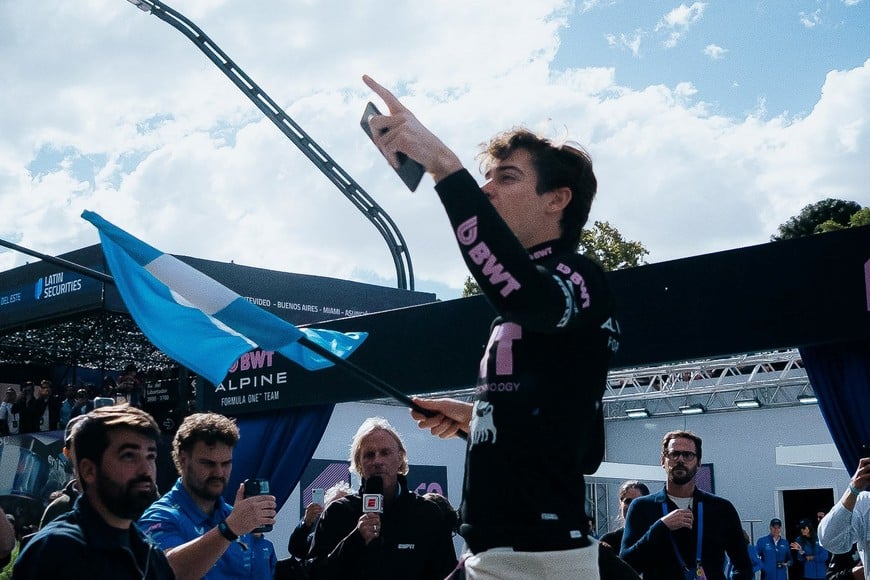 La sensación de que, por un rato, la Fórmula 1 volvió a estar en casa. Foto: Gentileza  Vicky Dragonetti/Nico Ferreyra