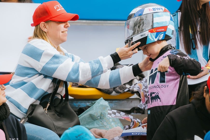 La sensación de que, por un rato, la Fórmula 1 volvió a estar en casa. Y de que la Francomanía recién empieza. Foto: Gentileza  Vicky Dragonetti/Nico Ferreyra