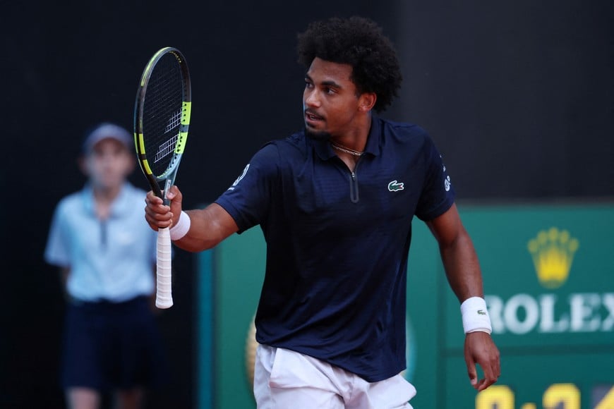 Tennis - Madrid Open - Park Manzanares, Madrid, Spain - April 28, 2026
France's Arthur Fils reacts during his round of 16 match against Argentina's Tomas Martin Etcheverry REUTERS/Isabel Infantes