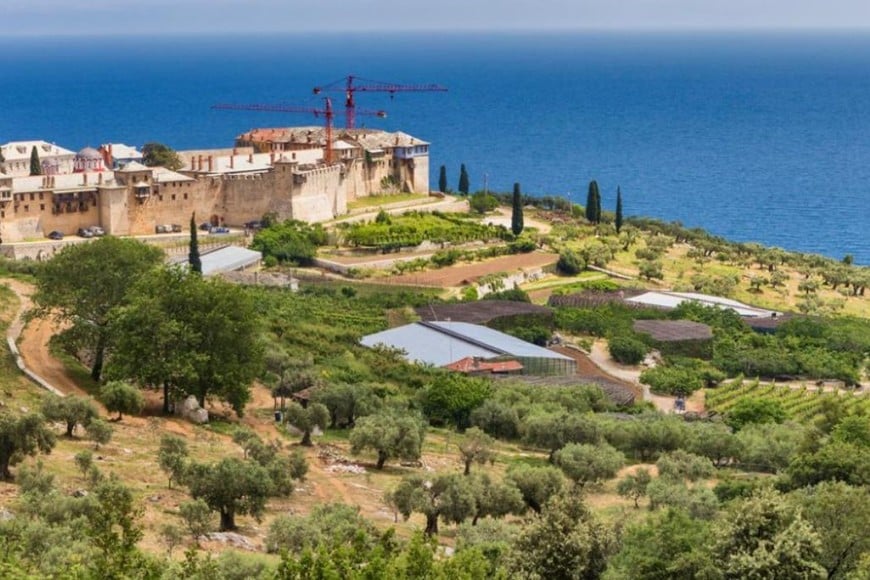 El Códice H fue desmontado en el siglo XIII en el Monasterio de la Gran Lavra (Grecia).