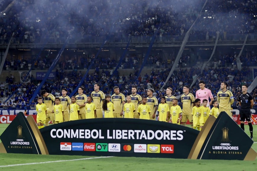 Soccer Football - Copa Libertadores - Group D - Cruzeiro v Boca Juniors - Estadio Governador Magalhaes Pinto, Belo Horizonte, Brazil - April 28, 2026
Boca Juniors players lineup before the match REUTERS/Tiago Trindade