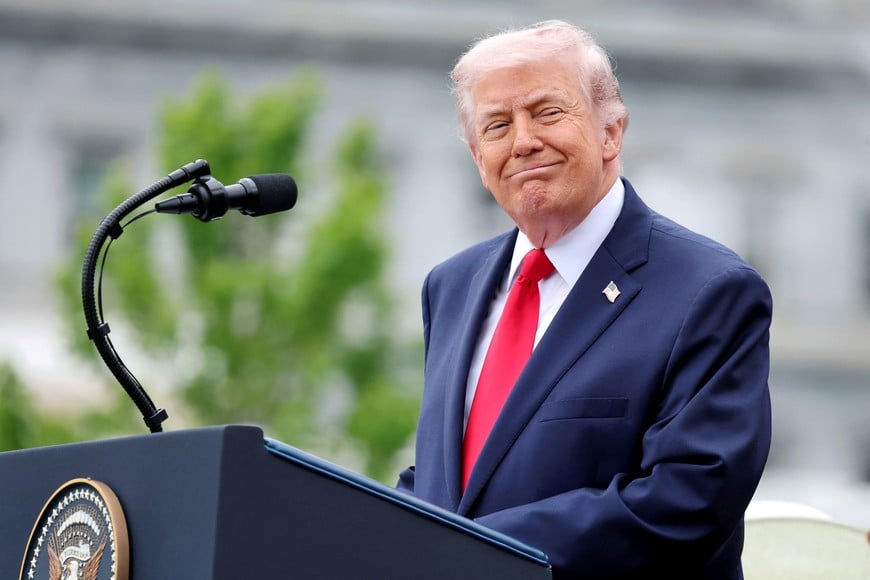 WASHINGTON, DC - APRIL 28: U.S. President Donald Trump gives a speech during the State Arrival Ceremony on the South Lawn on day two of the State Visit of King Charles III and Queen Camilla to the United States of America, on April 28, 2026 in Washington, DC.    Chris Jackson/Pool via REUTERS