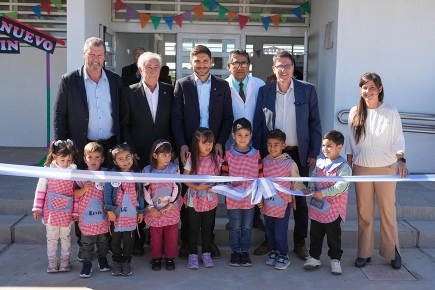 Amplían y modernizan escuelas y jardines en el norte santafesino con una inversión de $ 1.170 millones