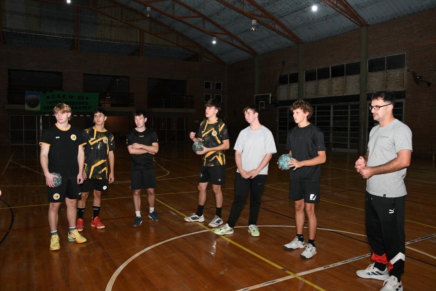 Jugadores y entrenadores destacan el valor competitivo y formativo del torneo nacional juvenil. Foto: Manuel Fabatia