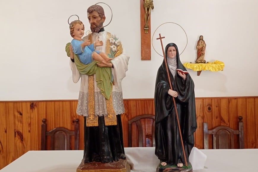 En el marco del Jubileo Parroquial, Mamá Antula fue entronizada como vicepatrona de la Capilla San Cayetano.
