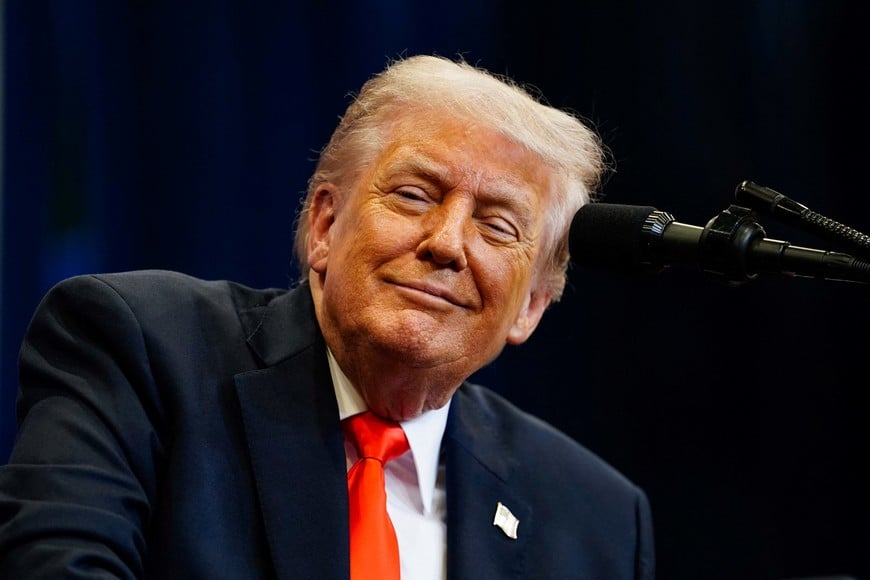 U.S. President Donald Trump attends an event at The Villages Charter School at The Villages, Florida, U.S., May 1, 2026. REUTERS/Nathan Howard