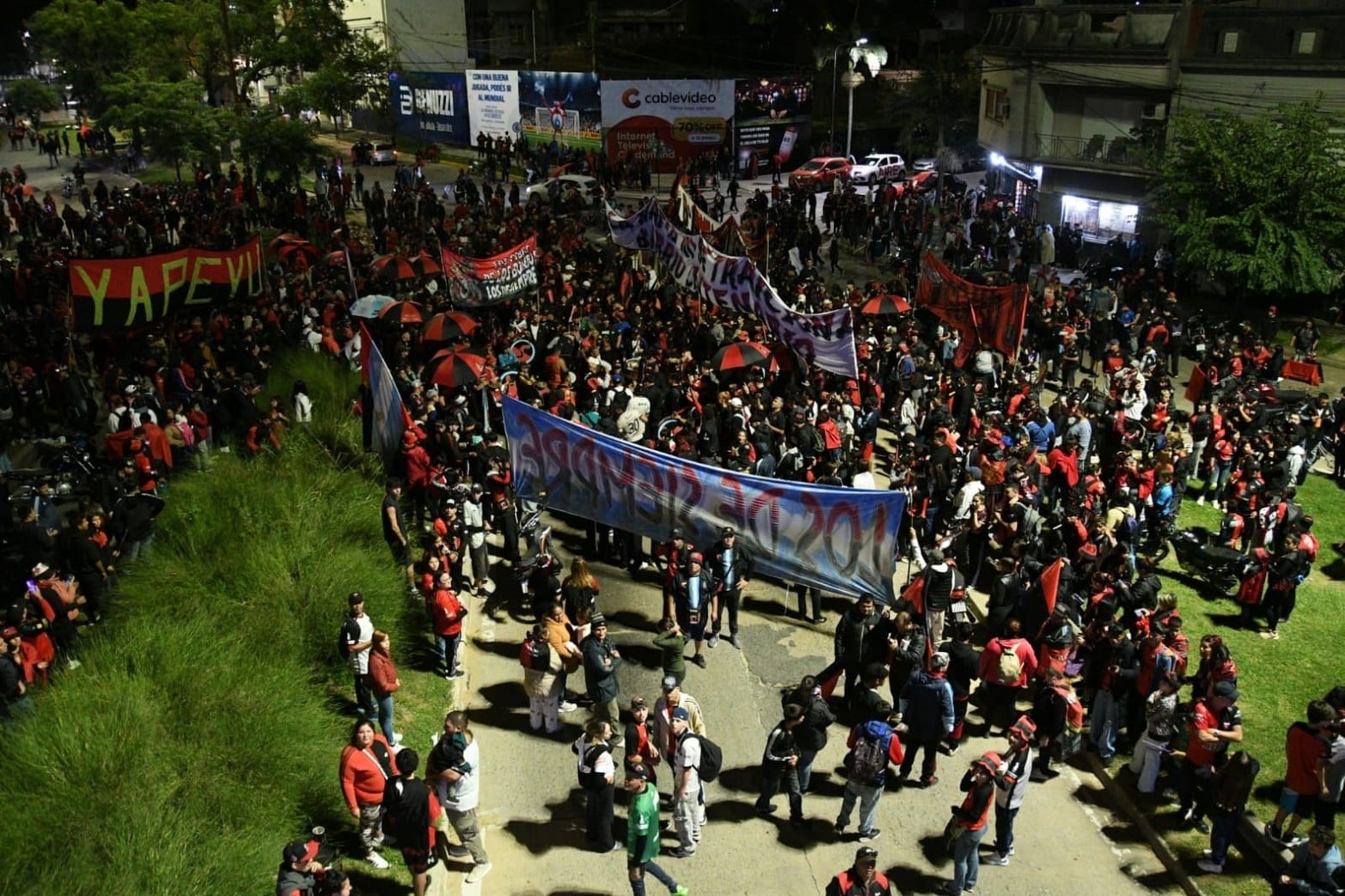 Festejos por los 121 años del Club Atlético Colón.