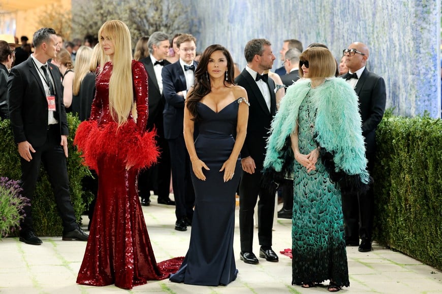 Nicole Kidman, Lauren Sanchez and Anna Wintour pose during the Met Gala, an annual fundraising gala held for the benefit of the Metropolitan Museum of Art's Costume Institute with this year's theme 'Costume Art' in New York City, New York, U.S., May 4, 2026. REUTERS/Daniel Cole     TPX IMAGES OF THE DAY