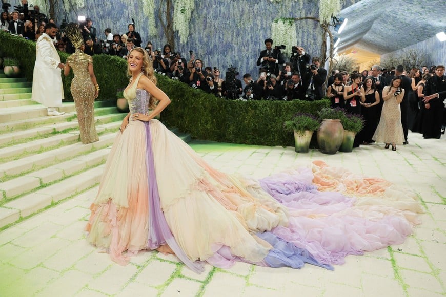 Blake Lively poses during the Met Gala, an annual fundraising gala held for the benefit of the Metropolitan Museum of Art's Costume Institute with this year's theme 'Costume Art' in New York City, New York, U.S., May 4, 2026. REUTERS/Daniel Cole