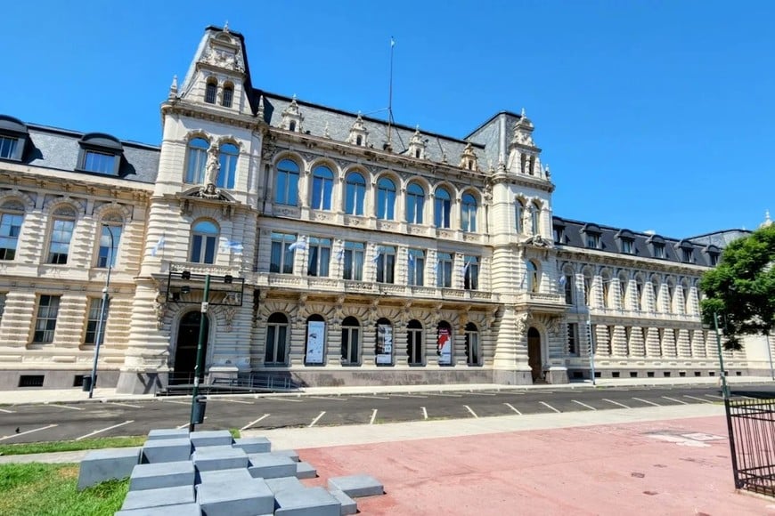 Palacio Pizzurno, sede de la Secretaría de Educación Nacional. Allí también se emplaza la secretaría técnica del Consejo Federal de Educación. Foto: Gentileza X