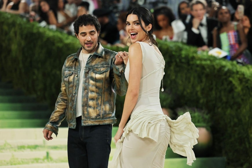 Kendall Jenner and Zac Posen pose during the Met Gala, an annual fundraising gala held for the benefit of the Metropolitan Museum of Art's Costume Institute with this year's theme 'Costume Art' in New York City, New York, U.S., May 4, 2026. REUTERS/Daniel Cole