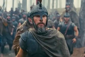 Matt Damon encabeza el elenco en un papel de gran exigencia física.