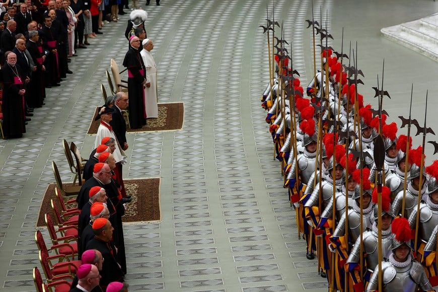 Pope Leo XIV attends a swearing-in ceremony of new Swiss Guards in the Paul VI Hall at the Vatican, May 6, 2026. REUTERS/Guglielmo Mangiapane