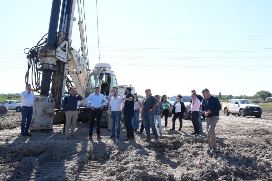 Pullaro repasó el inicio de su gestión y señaló que se encontraron “con problemas económicos y de infraestructura” que obligaron a redefinir prioridades.