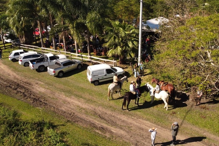 Cabalgatas y paseos en bicicletas, unos de los atractivos. Gentileza.