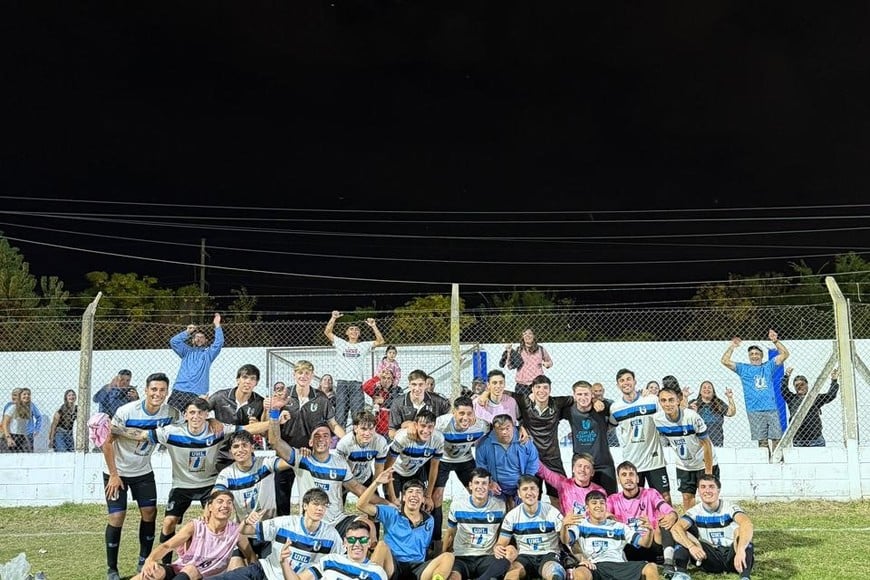 Universidad después de conseguir la clasificación.