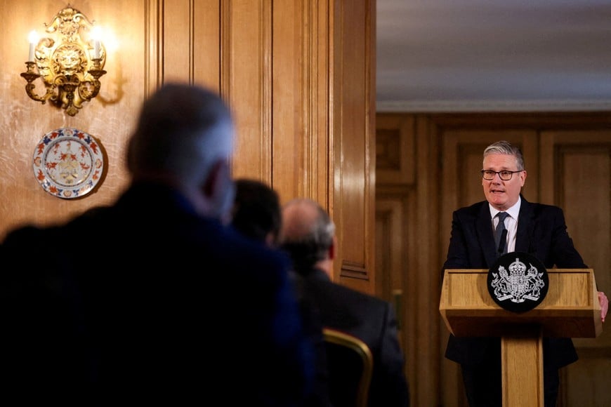 Britain's Prime Minister Keir Starmer speaks during a meeting with leaders from across society to discuss tackling antisemitism, at Downing Street in London, Britain, May 5, 2026. REUTERS/Hannah McKay/Pool

     TPX IMAGES OF THE DAY