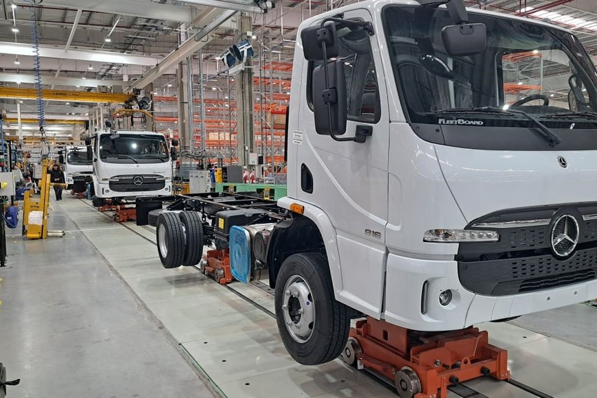 Mercedes-Benz Camiones y Buses inauguró su nueva planta fabril en la Argentina